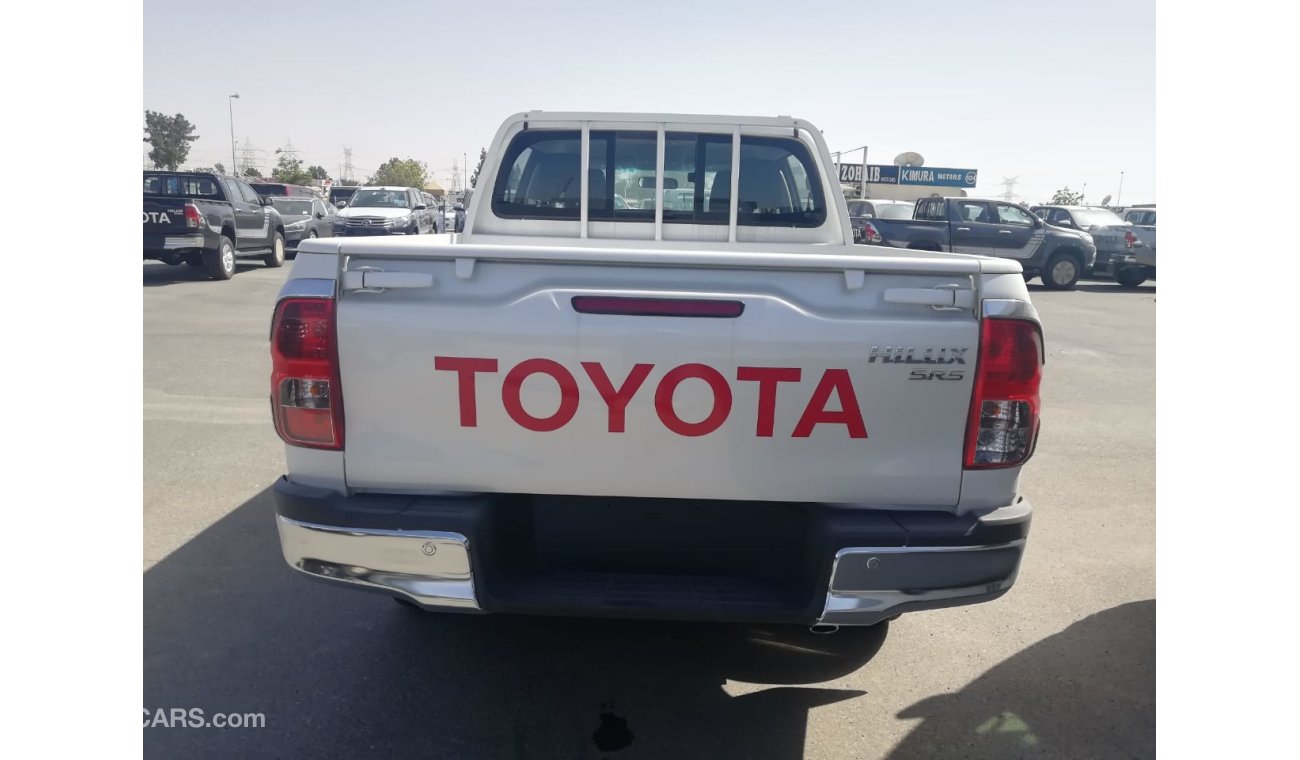 تويوتا هيلوكس 2.4L Diesel   4X4 AT FULL OPTION 2019 FOR EXPORT