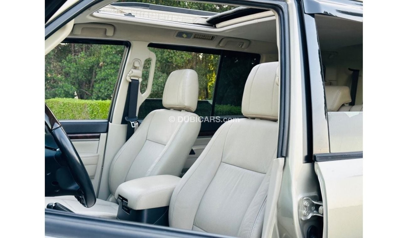 Mitsubishi Pajero GLS Highline Top MITSUBISHI PAJERO FULL OPTION GCC SPACE MODEL 2013