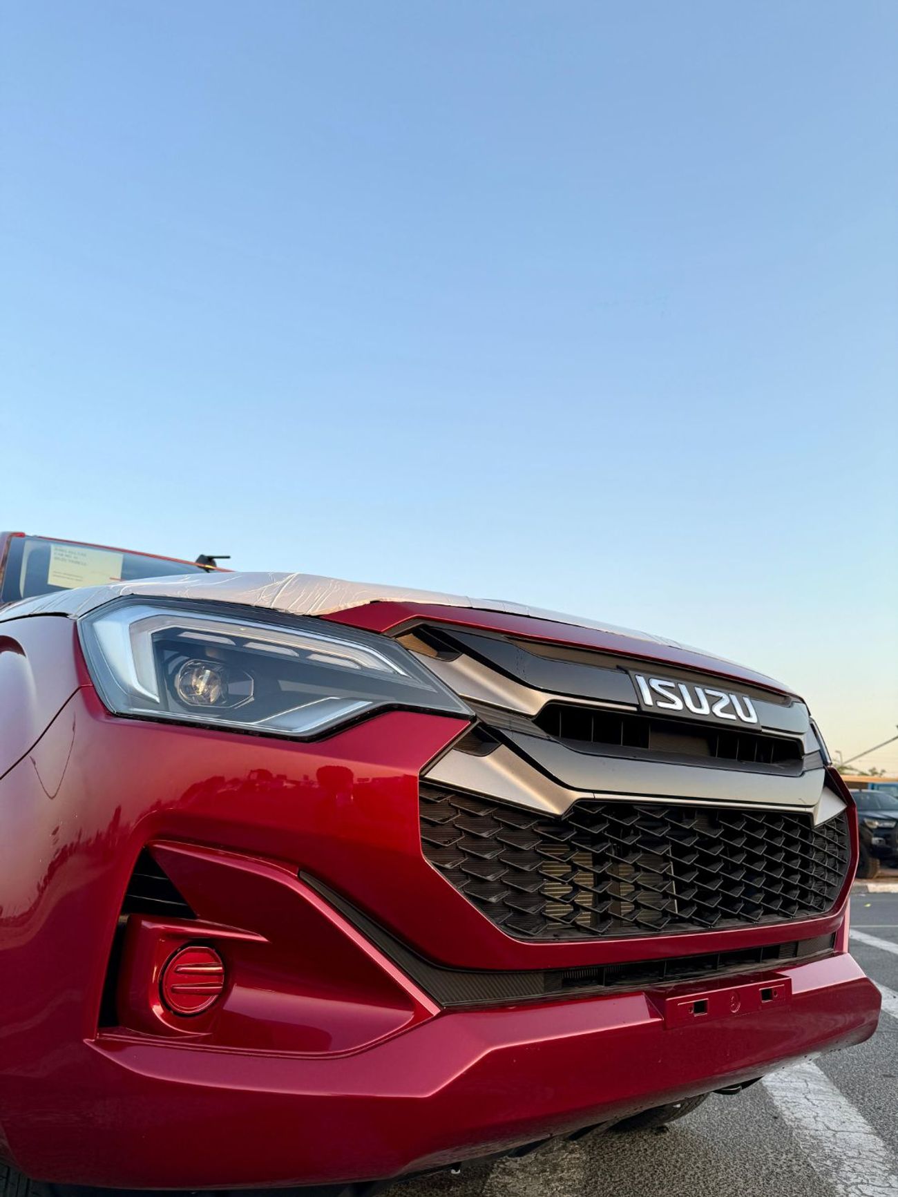 Isuzu DMax ISUZZ -D-MAX - SiNGLE CAB - 4x2 - 1.9L - DiESEL - 2026 - RED