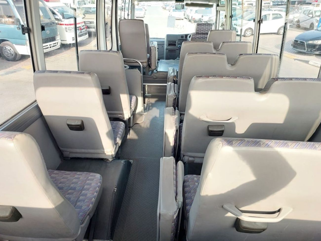نيسان سيفيليان NISSAN CIVILIAN BUS RHD 2003 MODEL 4.1 L DIESEL AUTOMATIC(PM20798)