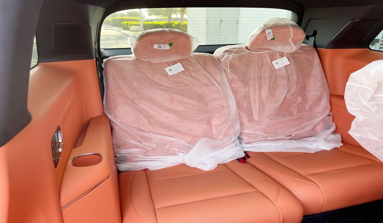 لينك أند كو 900 EM-P: A Chinese High-tech PHEV With 725 HPP