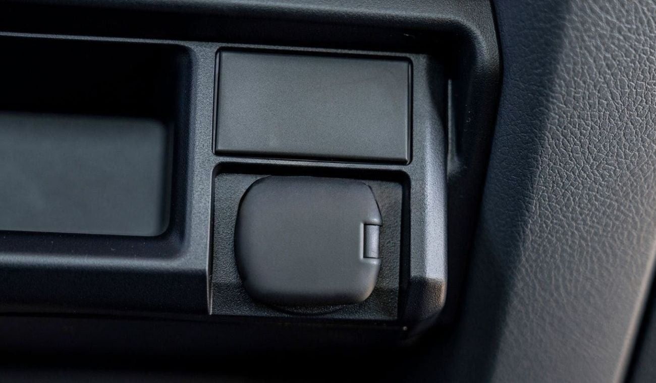 Toyota Land Cruiser Pick Up LC79 SC 4.2L V6 DIESEL