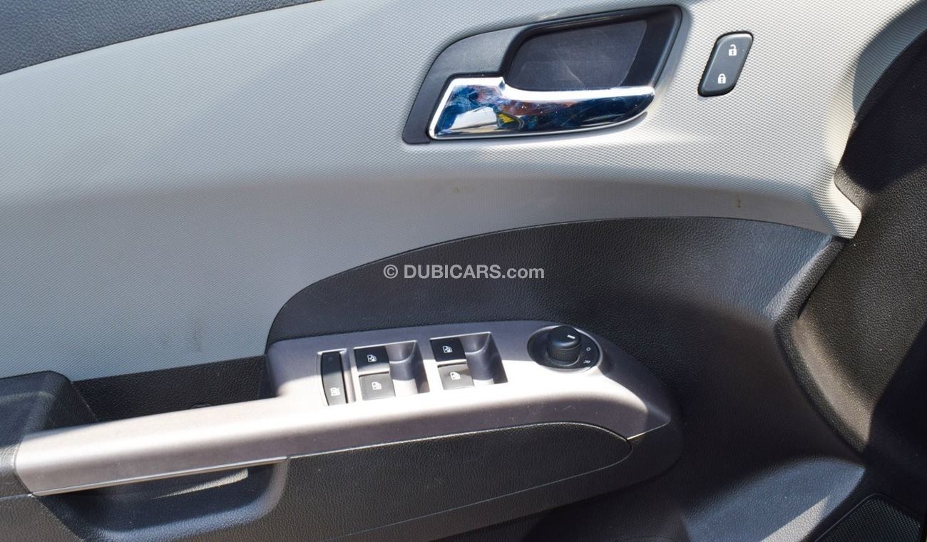 Chevrolet Sonic PREMIER