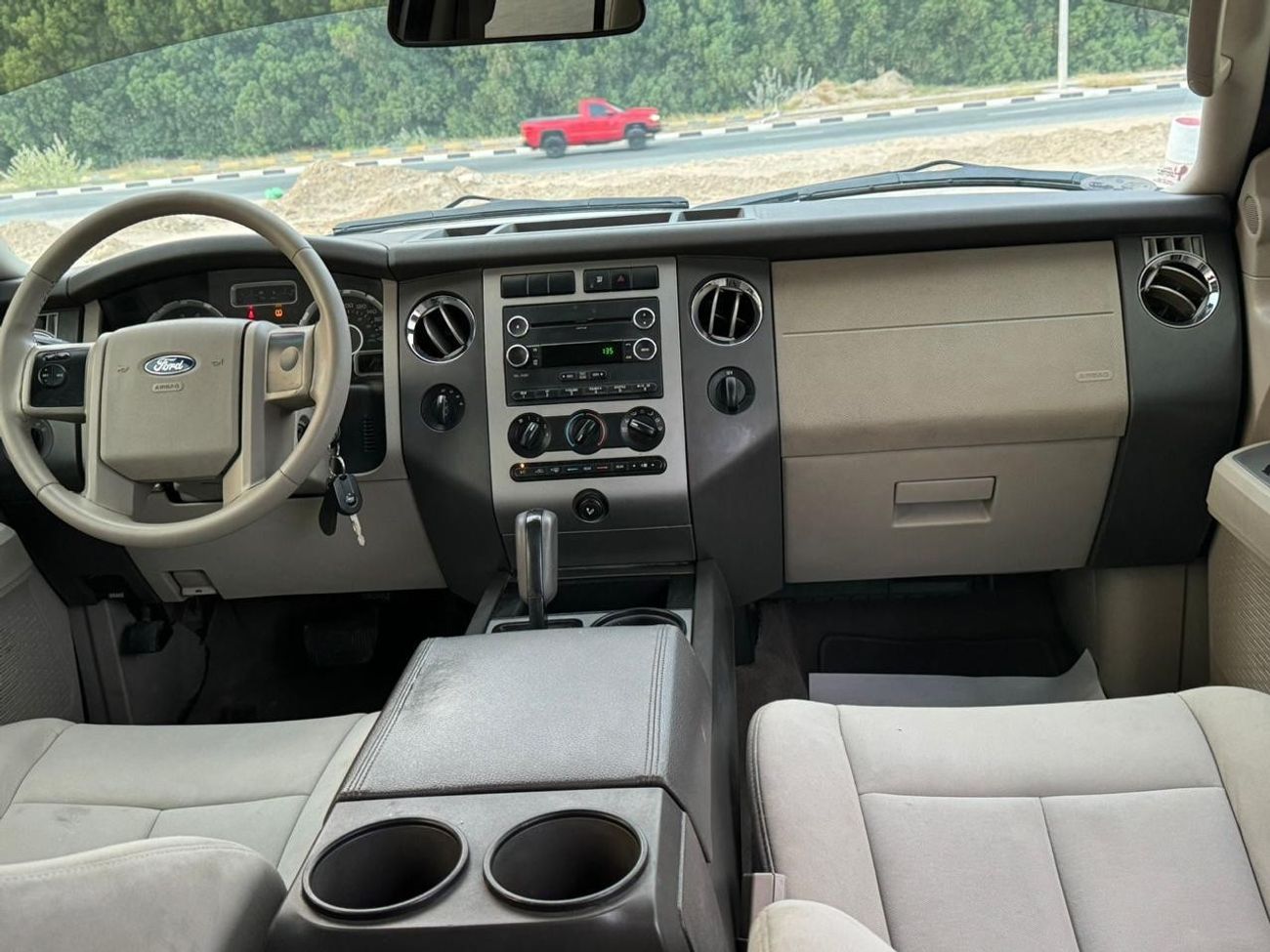 Ford Expedition XLT In excellent condition and requires no expenses
