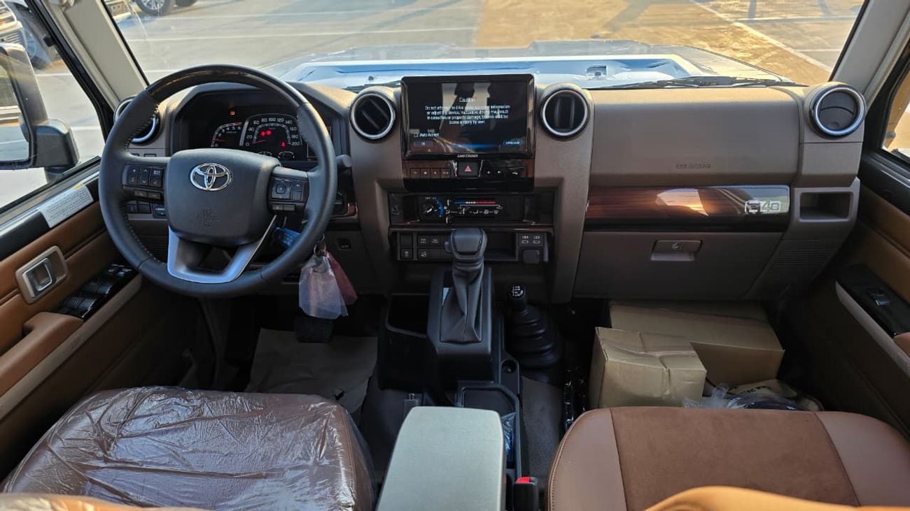 Toyota Land Cruiser 70 LX 2.8L  LX 2.8L