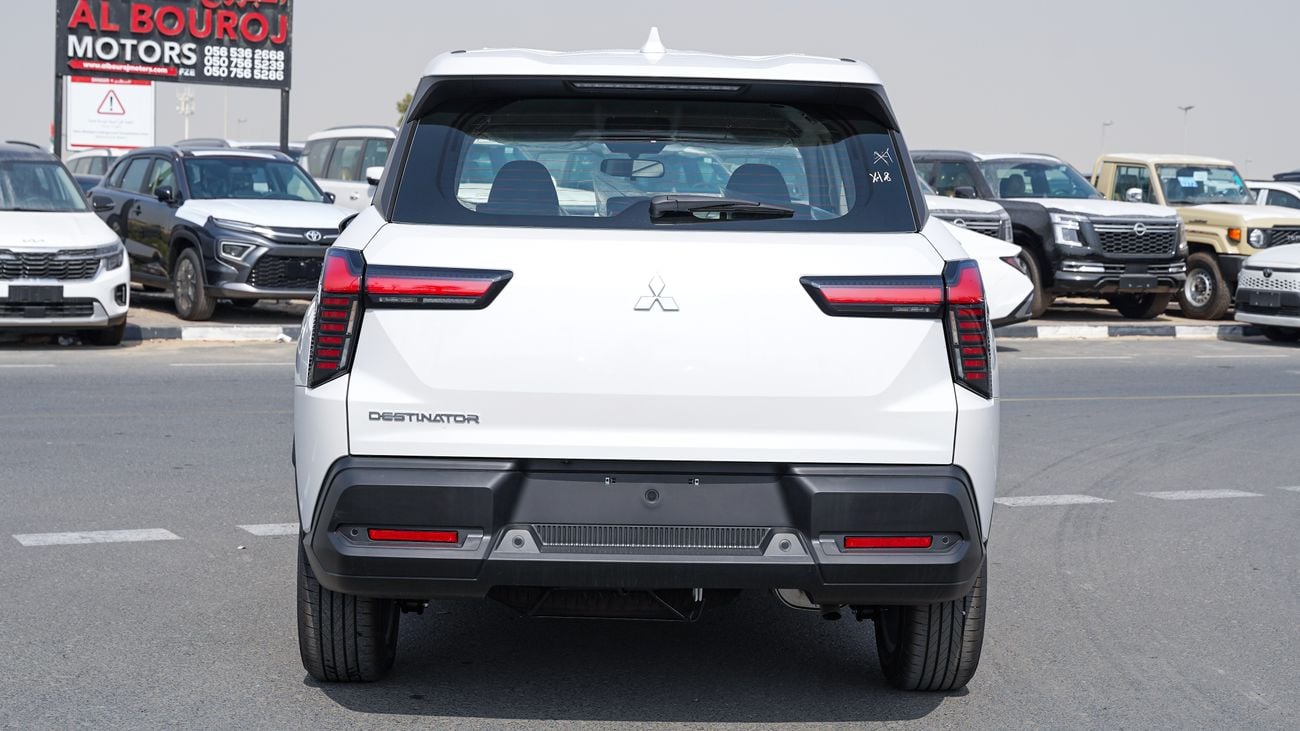 Mitsubishi Destinator