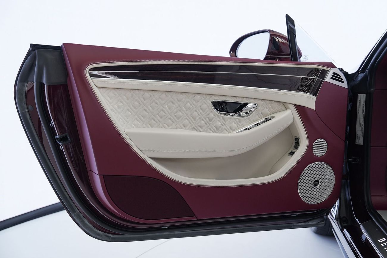 بنتلي كونتيننتال جي تي سي Bentley GTC Speed W12