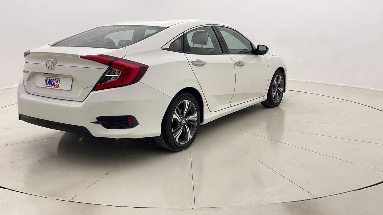 هوندا سيفيك LX SPORT 2 | بدون دفعة مقدمة | اختبار القيادة في المنزل