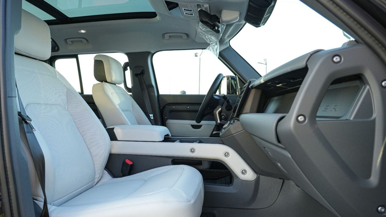 Land Rover Defender P400 X-Dynamic HSE Borasco Grey 2026MY Export Only