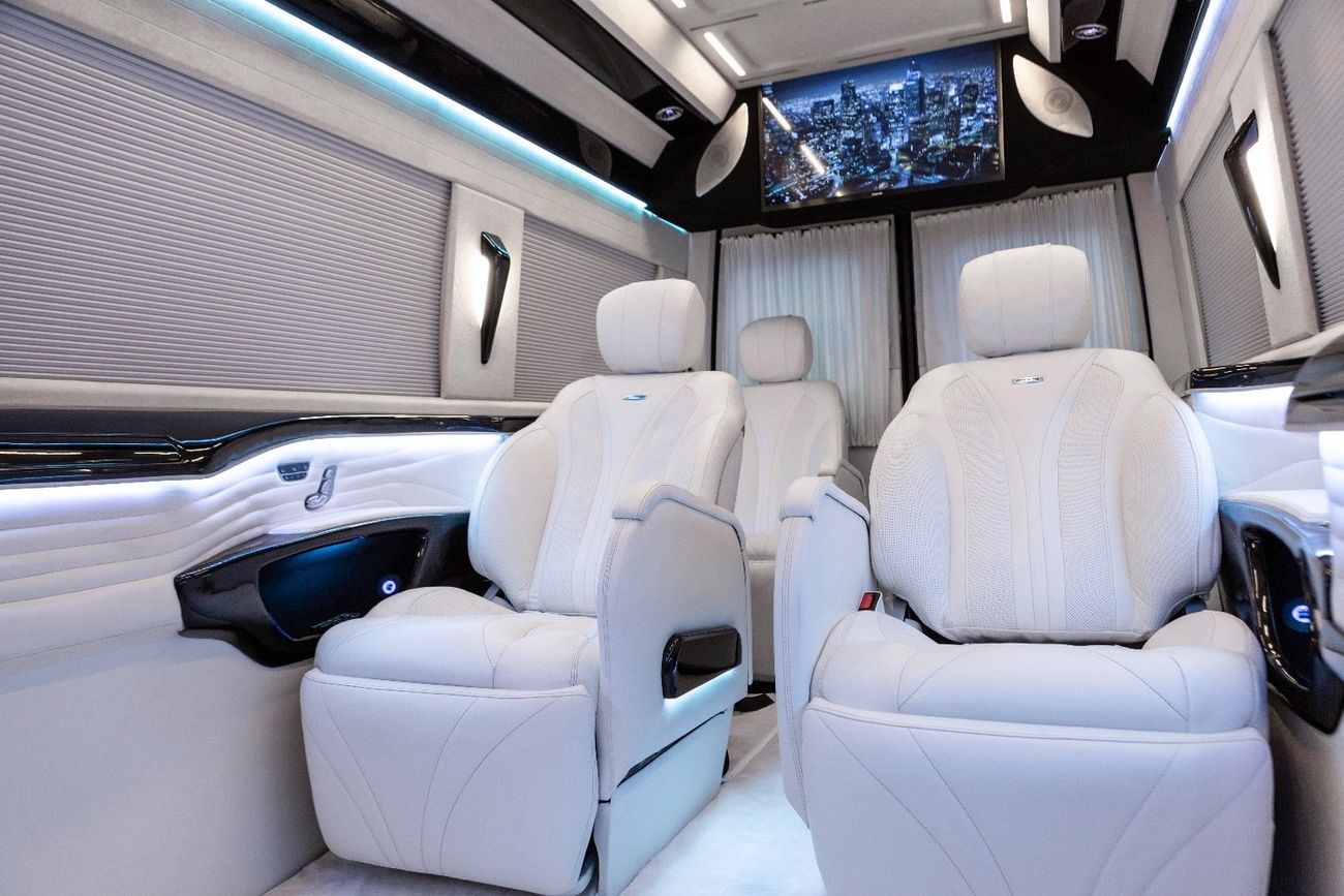 جي أم سي سافانا ERTEX LUXURY CAR DESIGN CO. 30TH YEAR EDITION