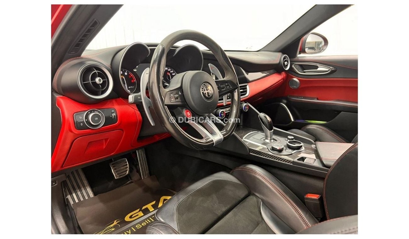 Alfa Romeo Giulia 2018 Alfa Romeo Giulia Quadrifoglio, Full Service History, Warranty, GCC