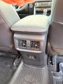 Toyota RAV4 XLE premium 2.5 L Full option