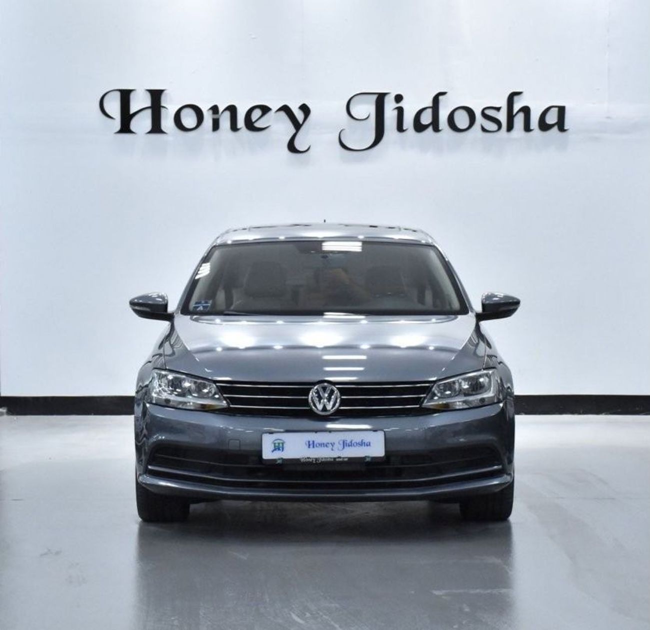 فولكس واجن جيتا EXCELLENT DEAL for our Volkswagen Jetta ( 2018 Model ) in Grey Color GCC Specs
