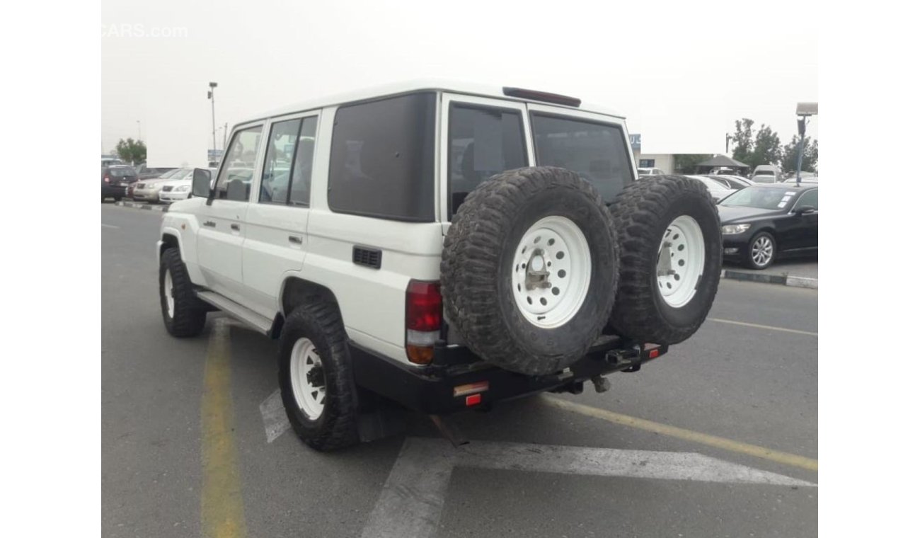 تويوتا لاند كروزر land cruiser RIGHT HAND(Stock no PM 563 )