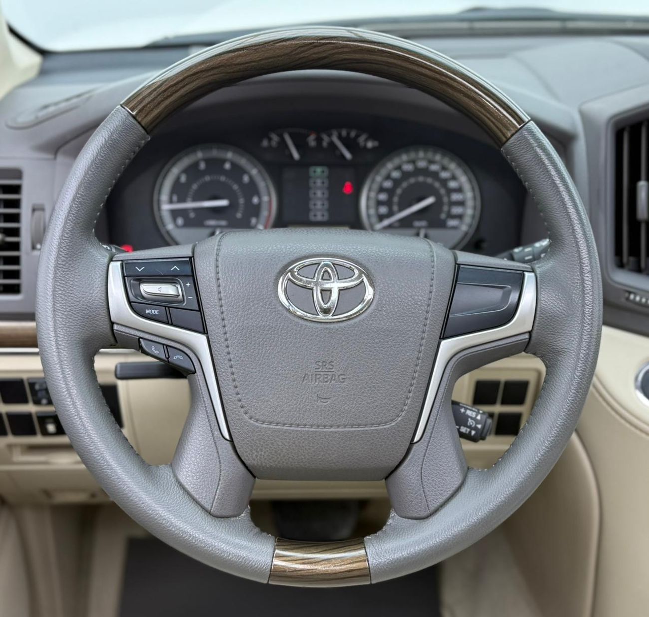 Toyota Land Cruiser 2021 Toyota Land Cruiser Exclusive, 1 Year Warranty Unlimited KM, Excellent Condition, GCC