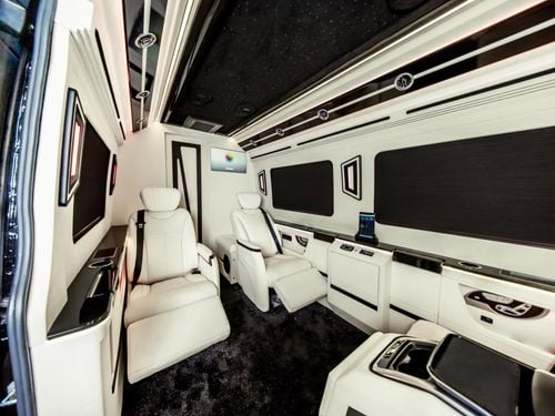 مرسيدس بنز سبرينتر Barugzai VIP Sprinter | Премиальный интерьер | Washroom | Smart TVs
