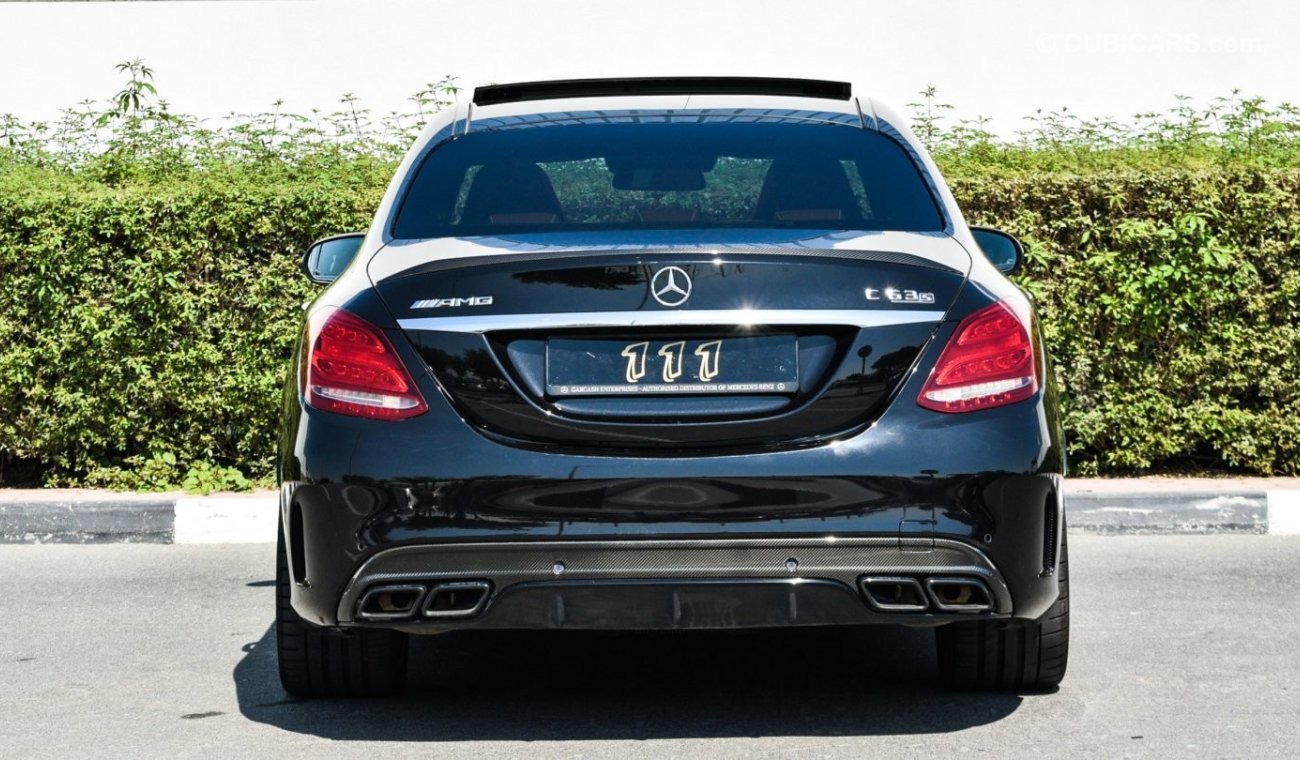 مرسيدس بنز C 63 AMG S / GCC Specifications