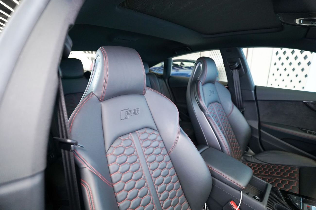 أودي RS5 TFSI quattro 2.9L (444 HP)