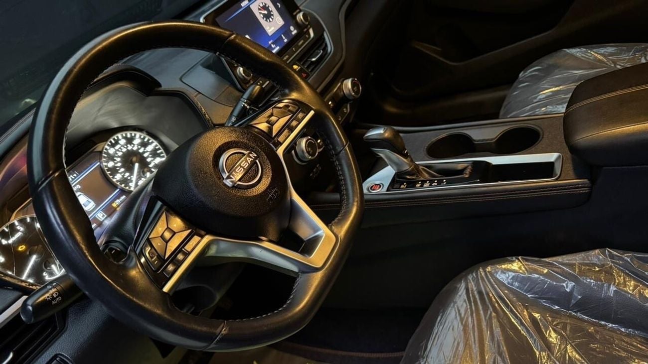 نيسان ألتيما