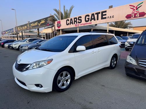 تويوتا سيينا