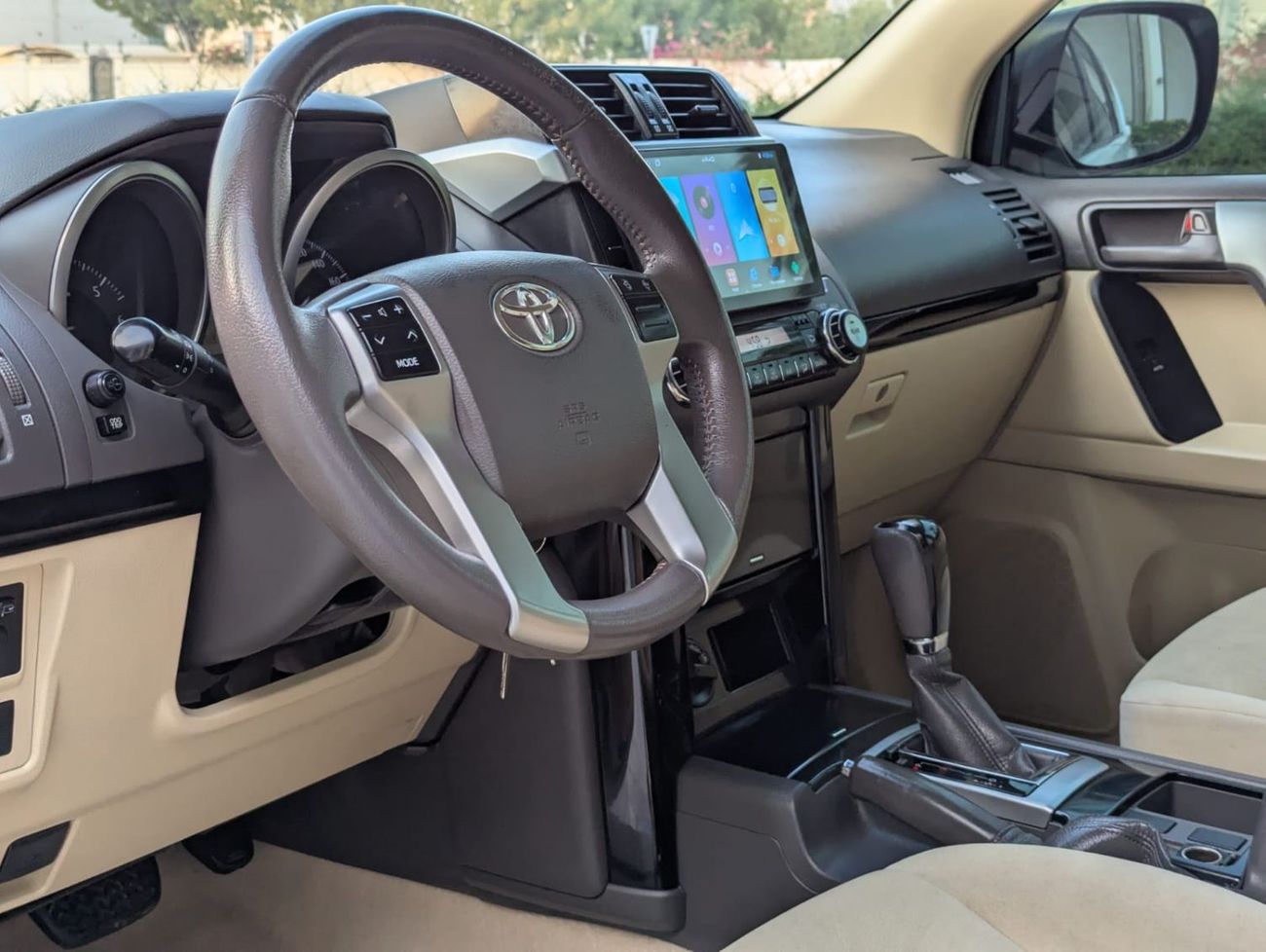 تويوتا برادو Toyota Prado 2016 white LHD 4-cylinder 2.7L Gcc specs