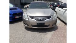 Nissan Altima very clean one oner