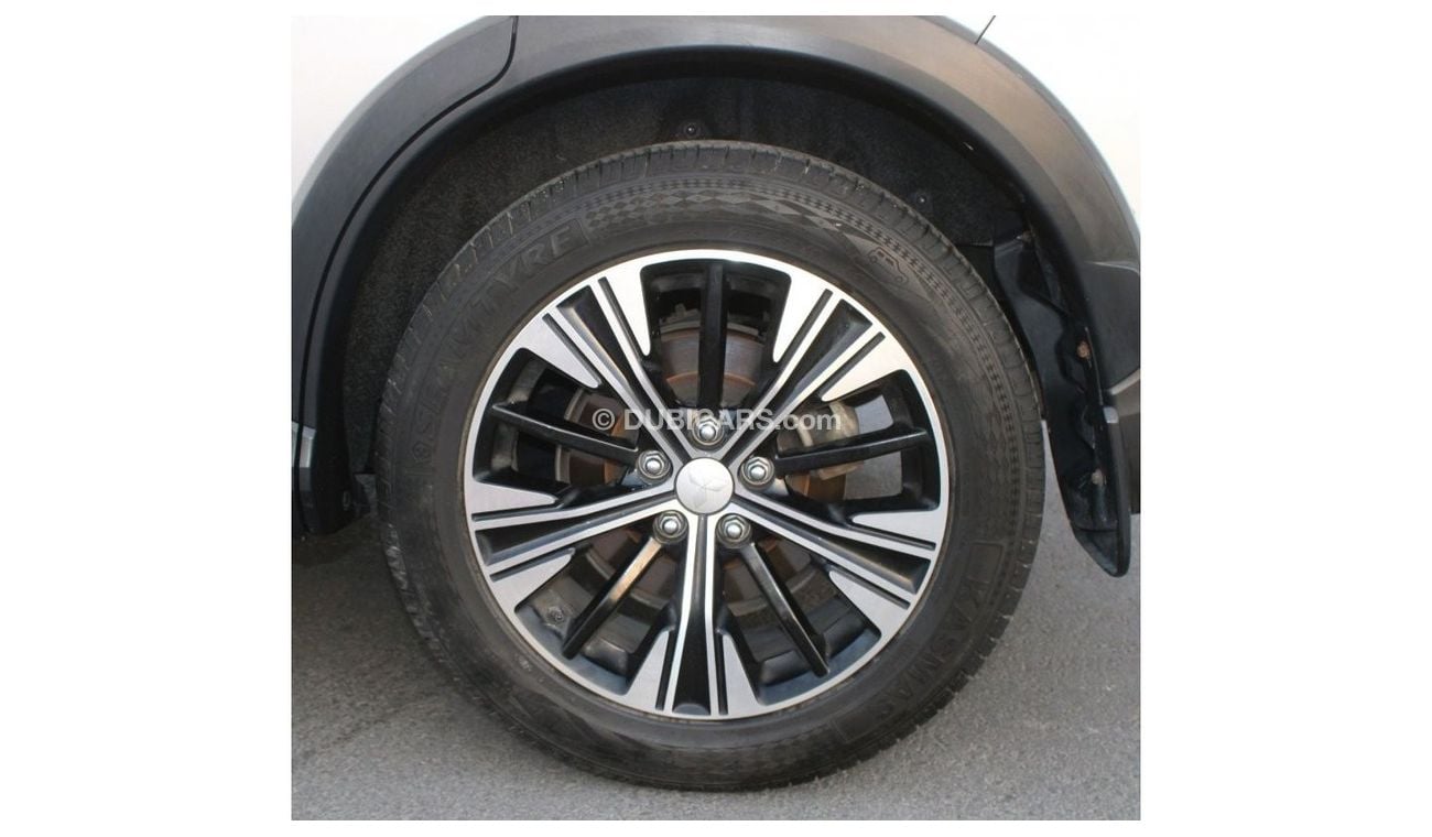 Mitsubishi Eclipse Cross MITSUBISHI ECLIPS CROSS 2018 GCC SILVER EXCELLENT CONDITION WITHOUT ACCIDENT