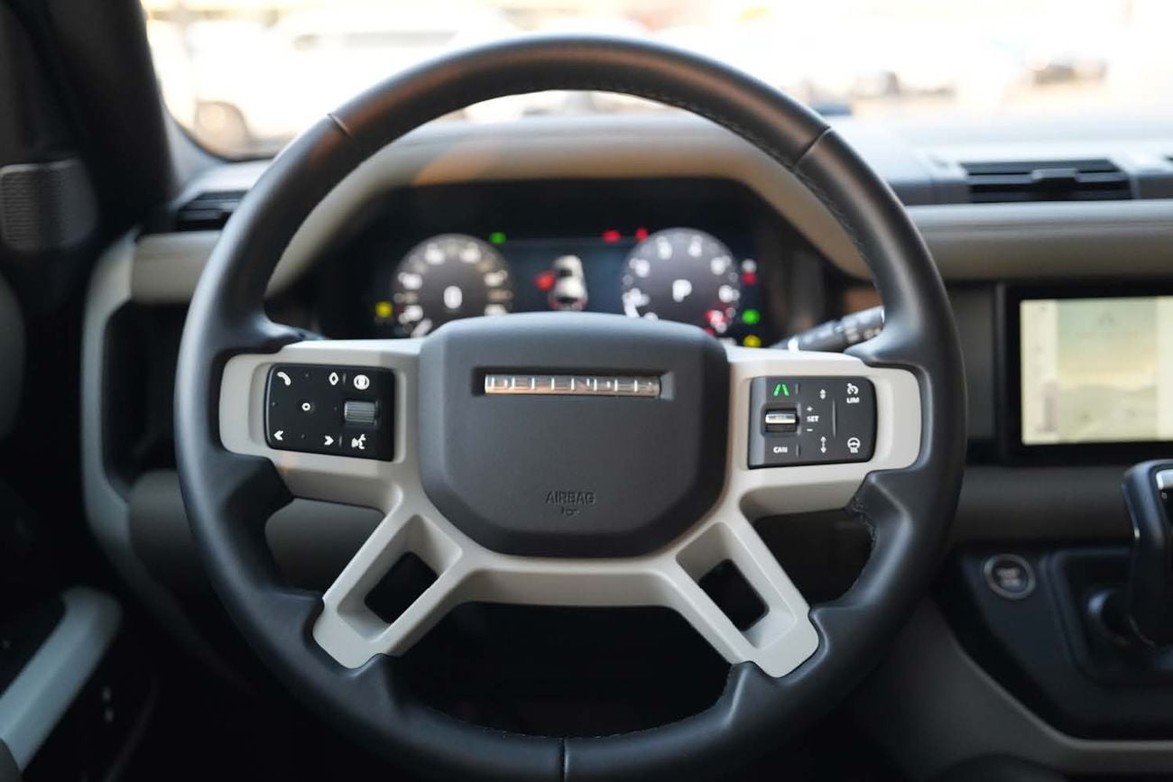 لاند روفر Defender 110 S P300 LAND ROVER DEFENDER 110 P300