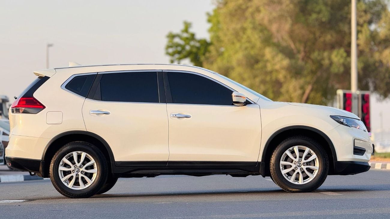 نيسان إكس تريل X-TRAIL SUV | WHITE EXTERIOR | 2WD | RHD | 2019 | 2.5L PETROL ENGINE | AUTOMATIC TRANSMISSION | 7 SE