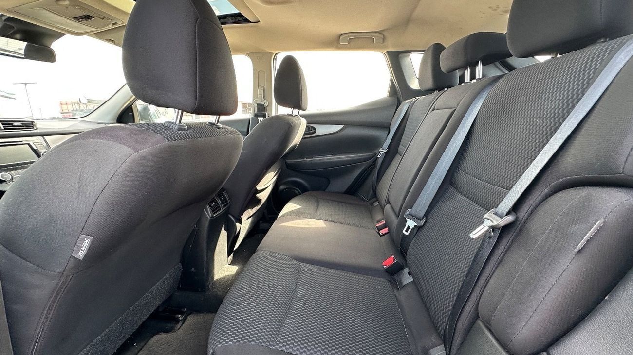 Nissan Rogue Sport S (AWD) Full