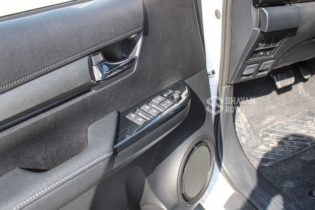 Toyota Hilux ADVENTURE 4.0L V6 PETROL DC AT 4WD 2026MY