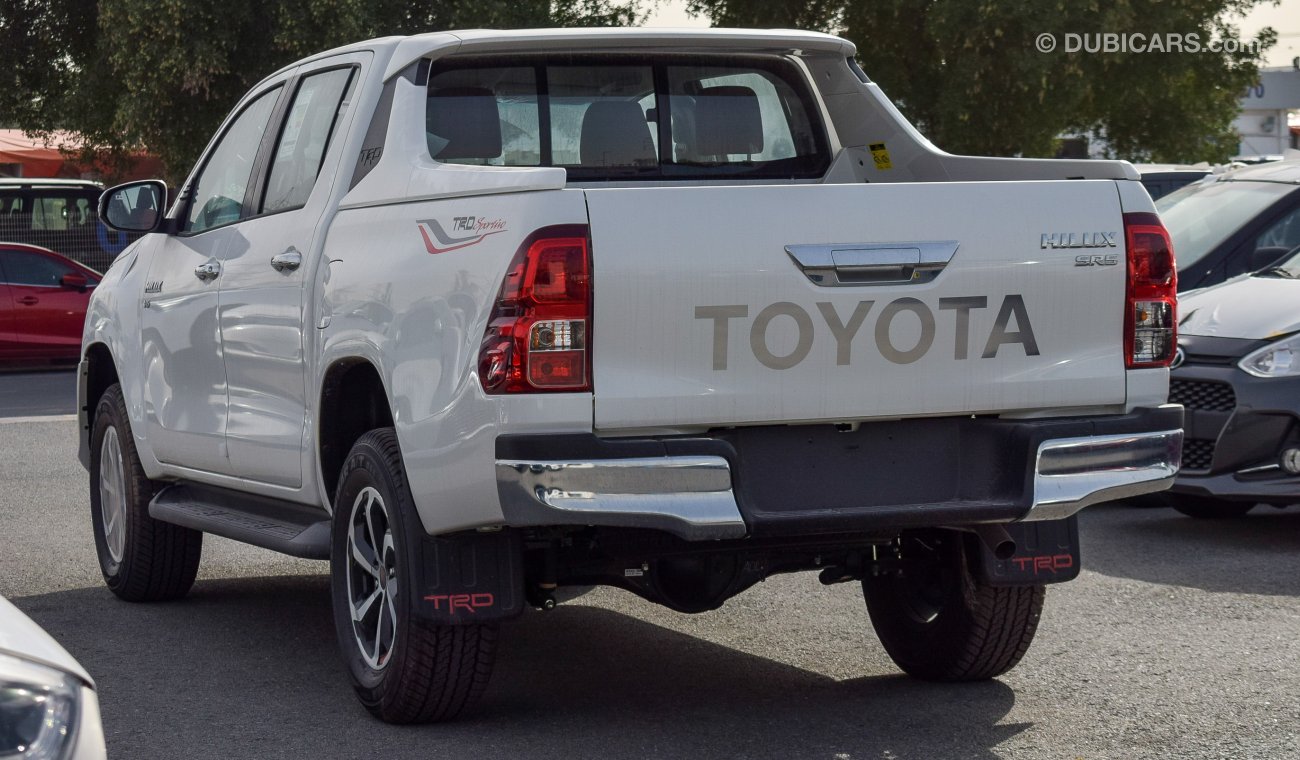 Toyota Hilux V-6 PETROL 4.0L ENGINE AUTOMATIC FULL OPTION WITH DVD CAMERA DIFF LOCK AND AUTOMATIC TRANSMISSION EX