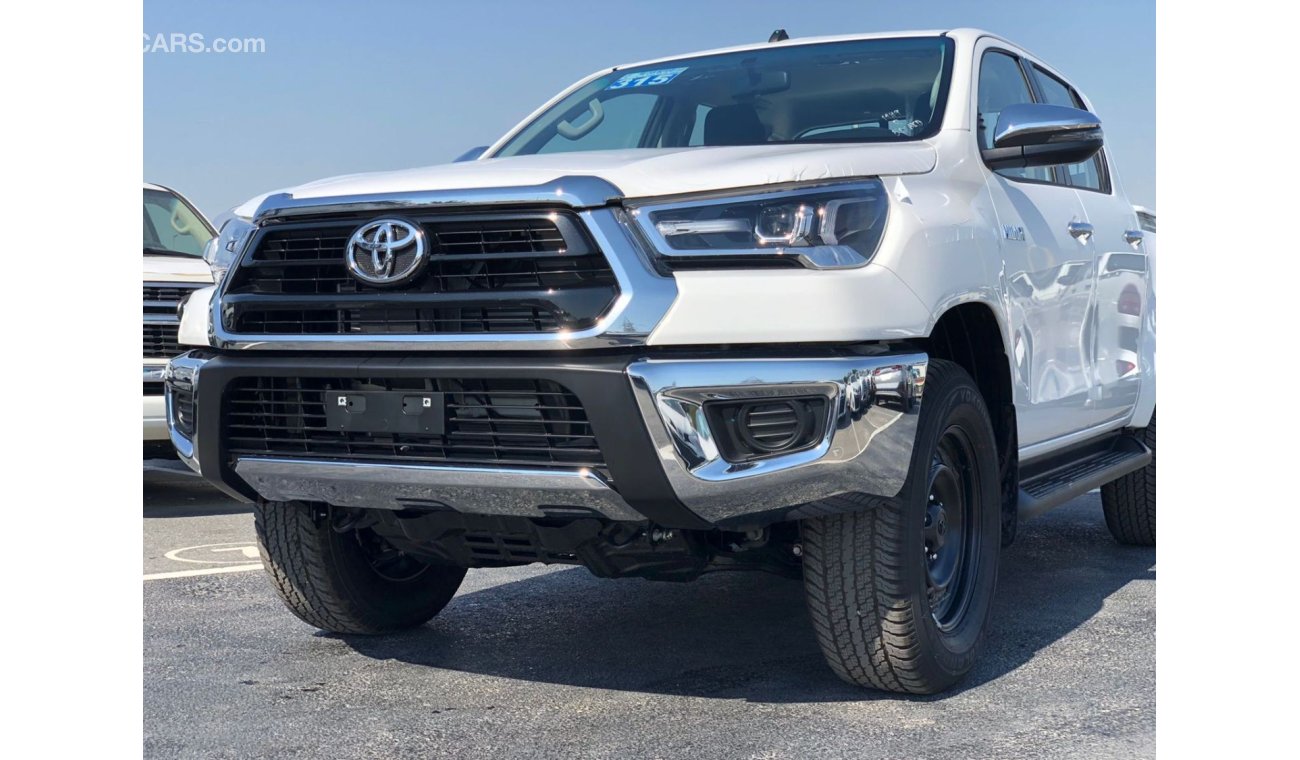 تويوتا هيلوكس TOYOTA HILUX 2.4L 4X4 DC DSL MT POWER WINDOW