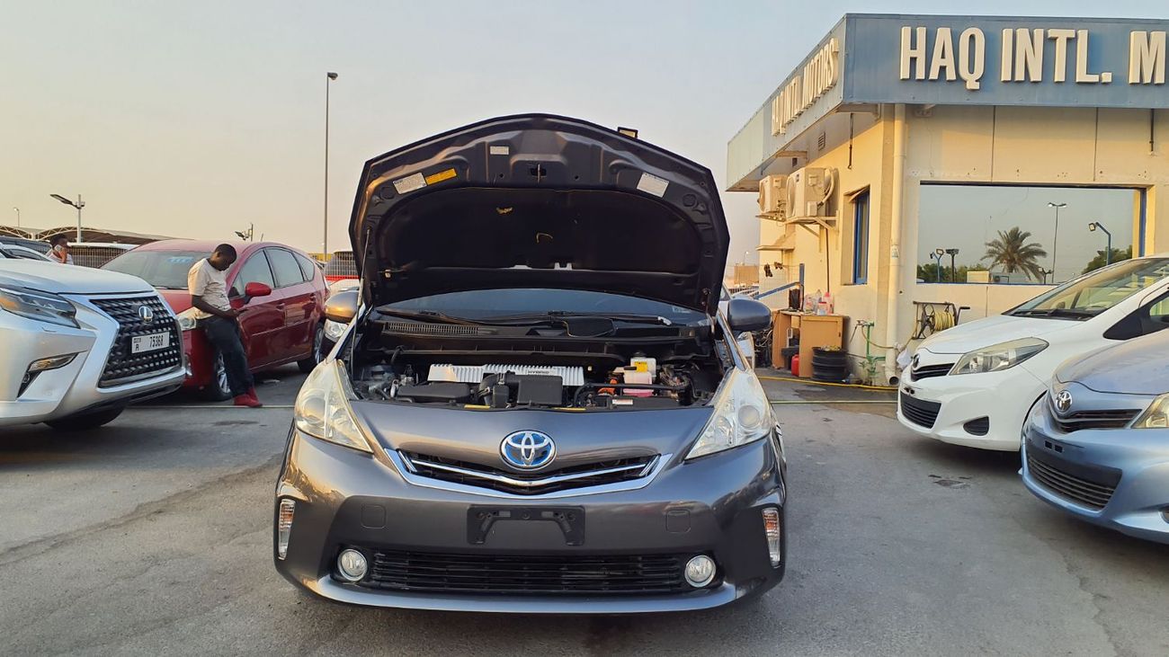 Toyota Prius+ Toyota Prius 2014 – Hybrid Efficiency | Grey