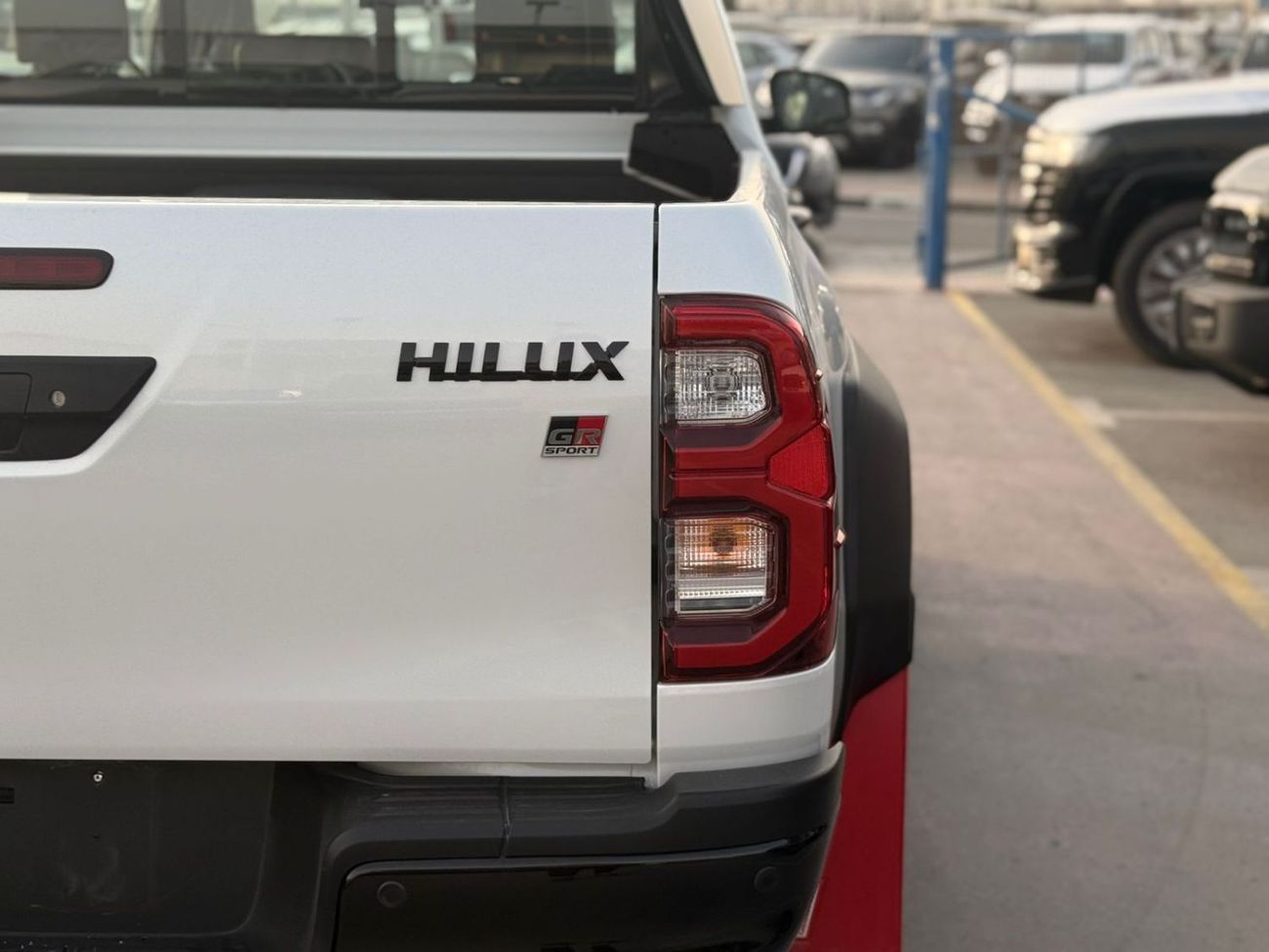 تويوتا هيلوكس Toyota hilux 4.0 GR 2025