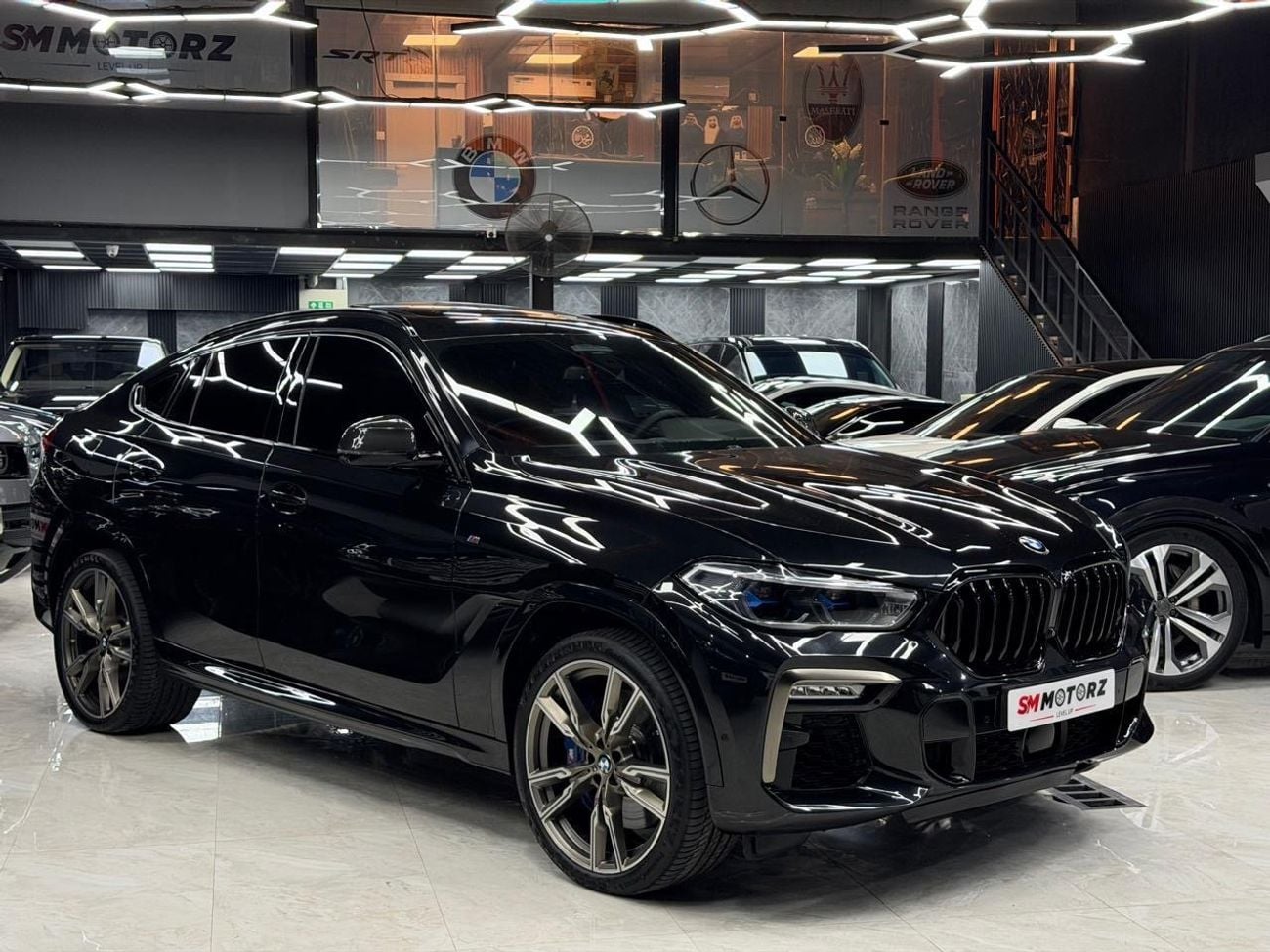 بي أم دبليو X6 XDRIVE M50i