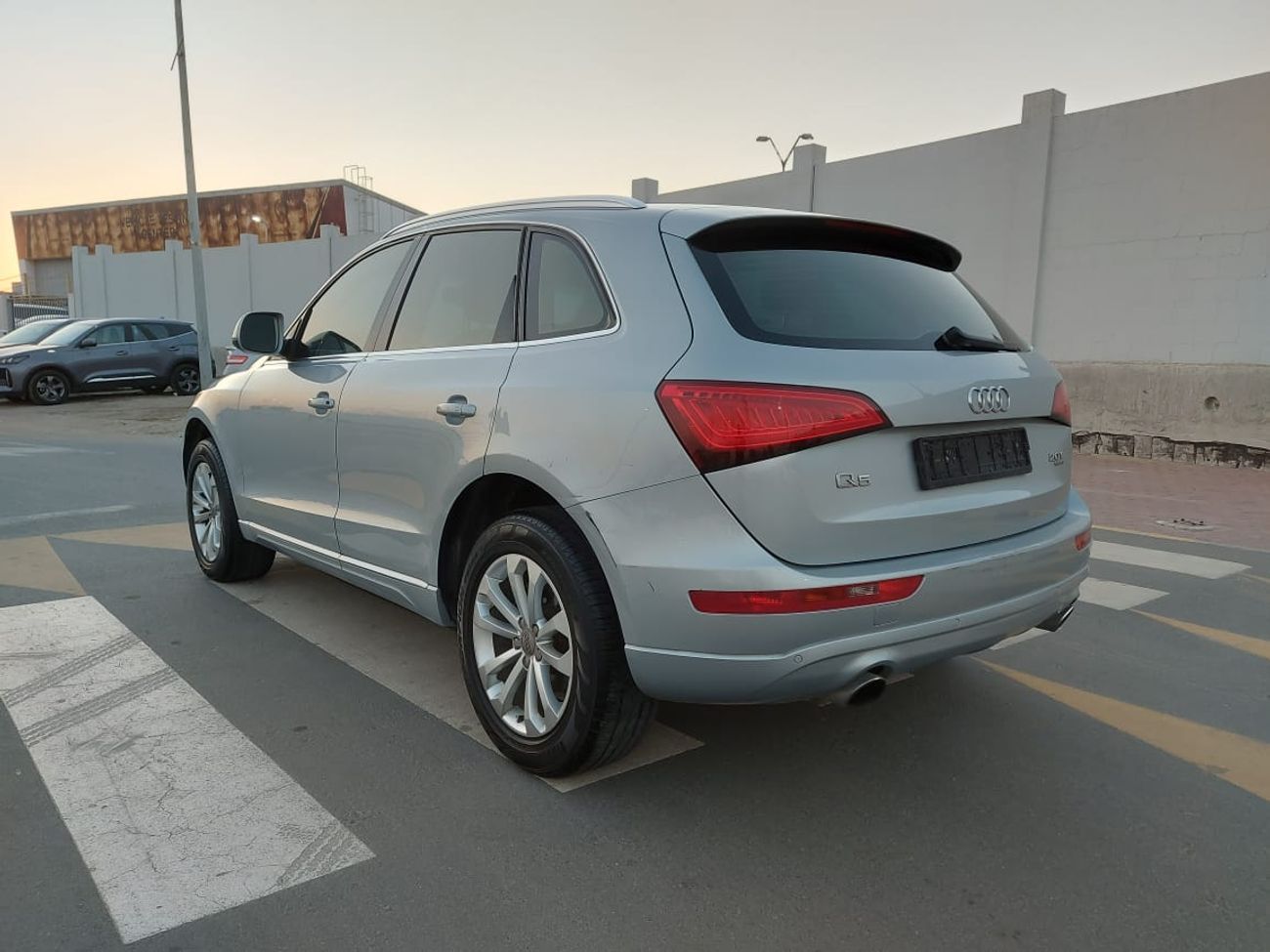Audi Q5 Std 2.0L