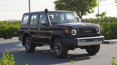 Toyota Land Cruiser 70 LX 4.0L V6 A/T