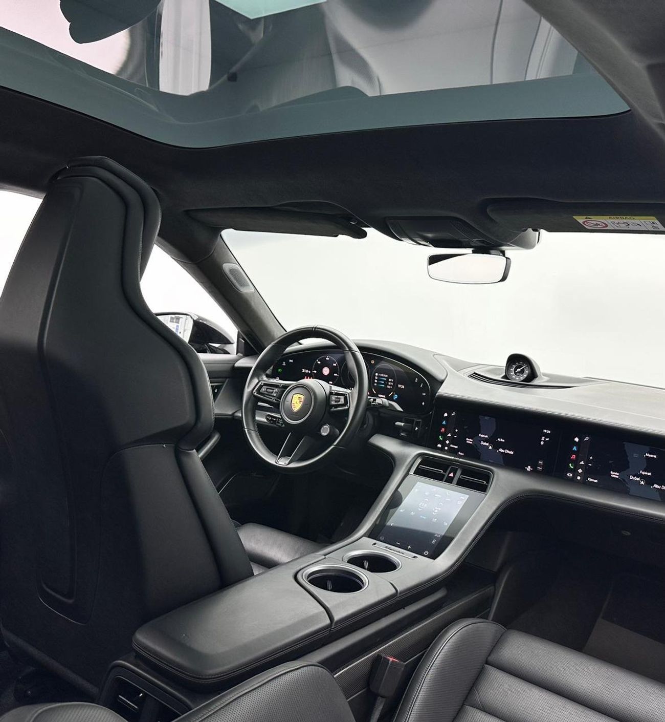 بورش تايكان 2021 Porsche Taycan Turbo S, 1 Year Unlimited Km Warranty, Full Service History, Excellent Condition