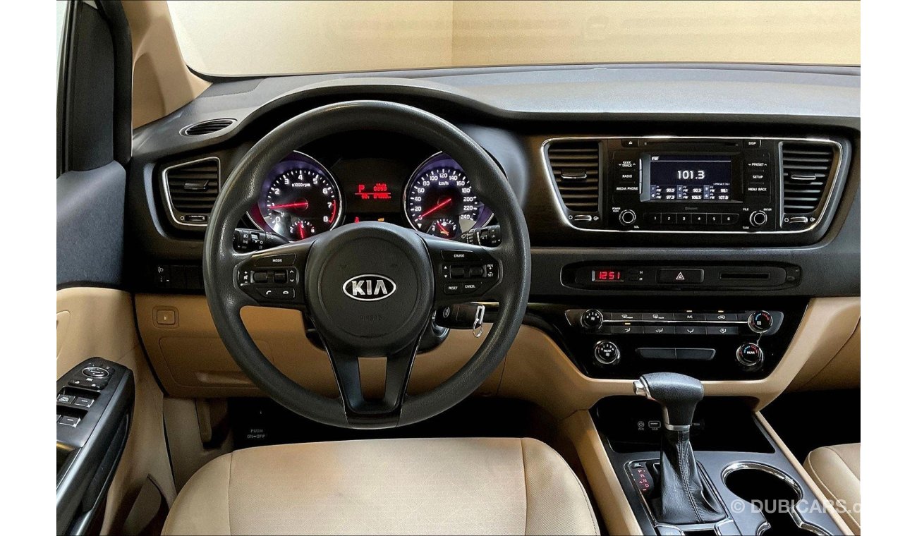 Kia Carnival LX