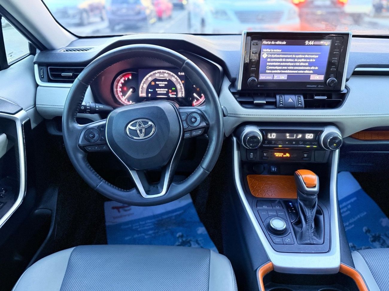 تويوتا راف ٤ Limited 2020 Model Full Option with Radar Very Clean And Perfect Condition