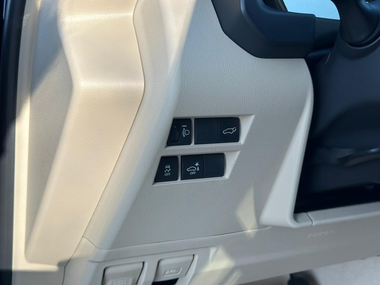 Toyota Land Cruiser GXR-V 3.5L