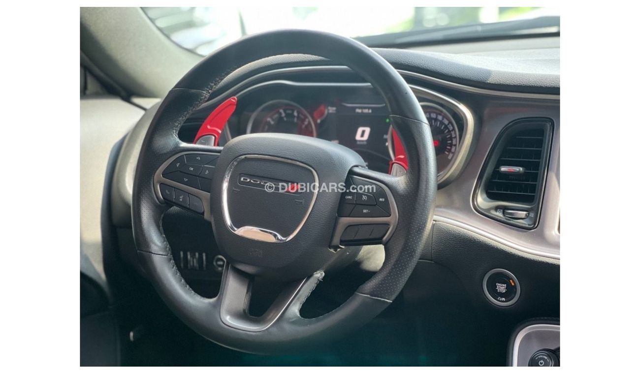 Dodge Challenger SRT8 392 Scat Pack Shaker Dodge Challenger SRT 392 Scat Pack