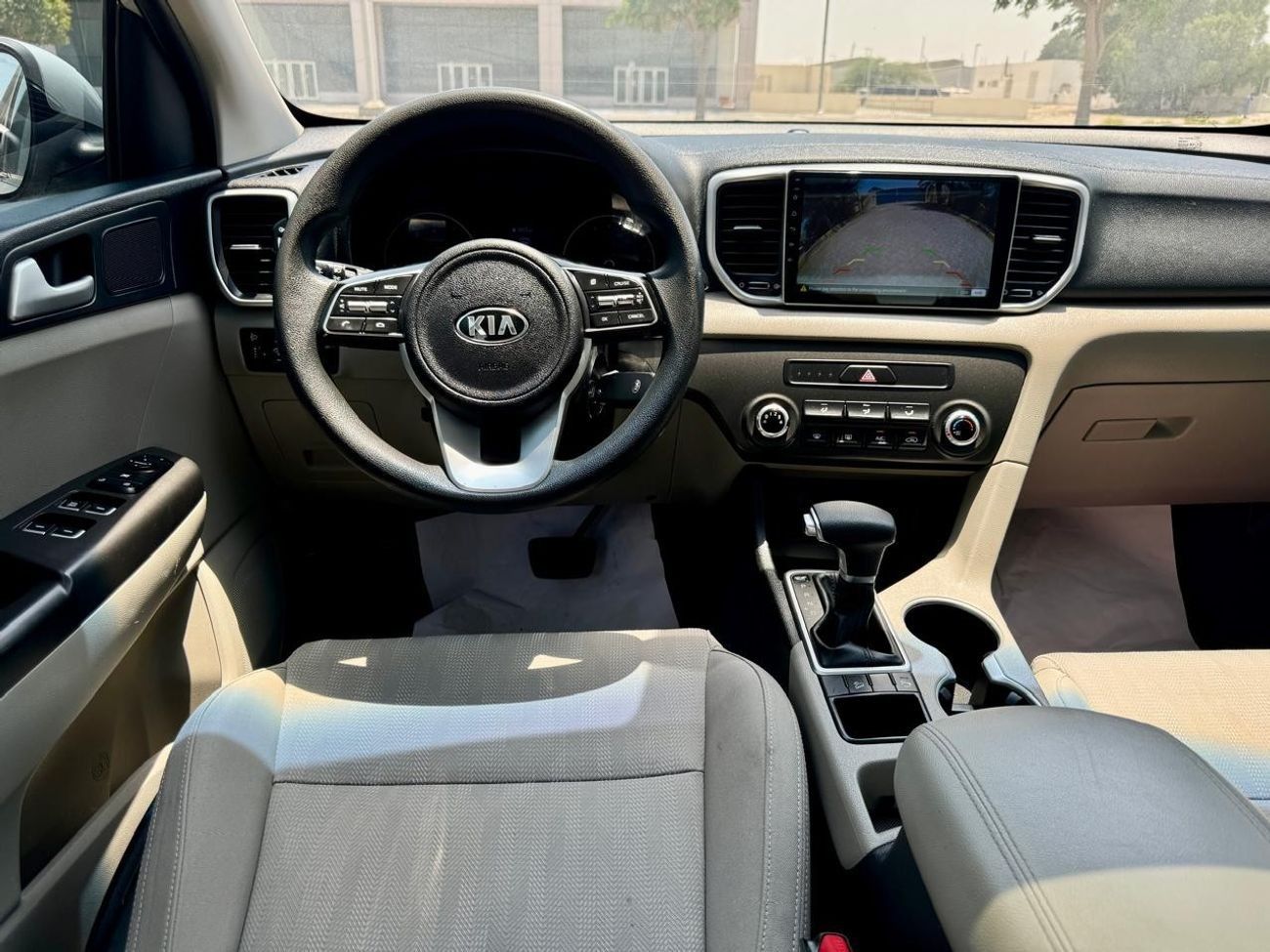 كيا سبورتيج Top 1.6L 920-Monthly l GCC l Panoramic, Cruise, 1.6L l Accident Free