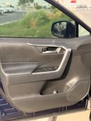 Toyota RAV4 Hybrid XLE premium | sunroof, leather seats, push start 2025