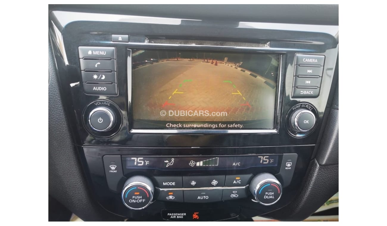 Nissan Rogue SV - AWD