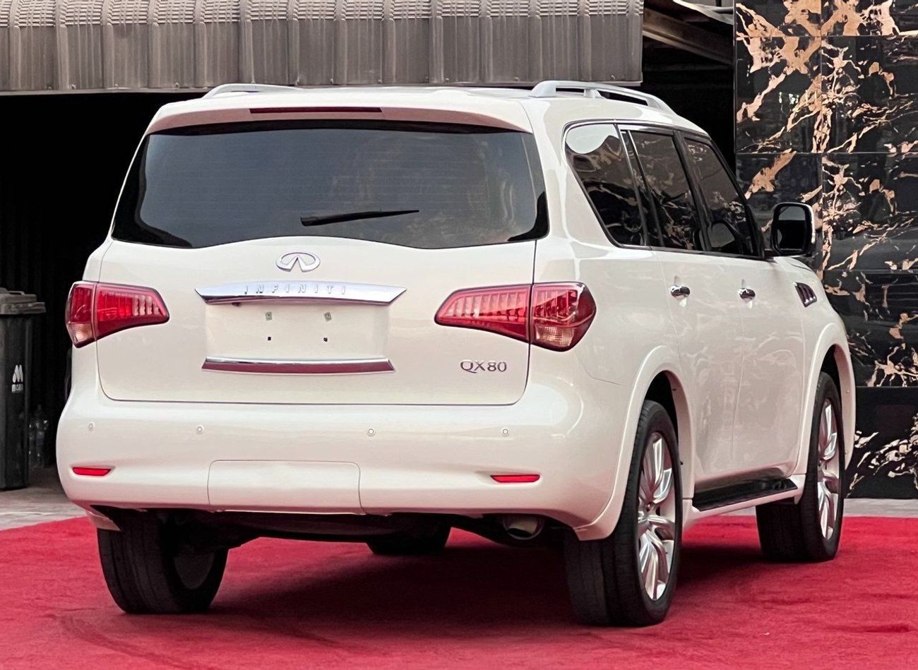 إنفينيتي QX80 5.6