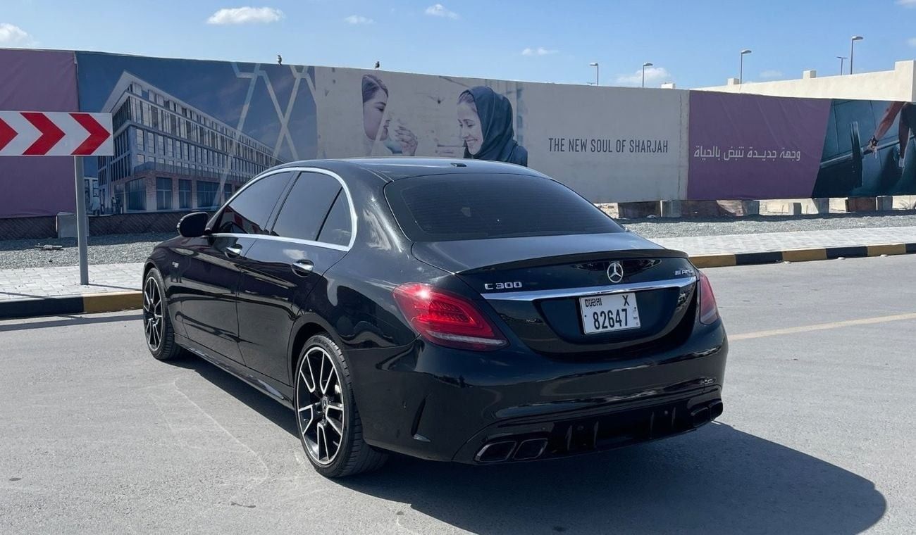 Mercedes-Benz C 300 Sport 2.0L (258 HP)