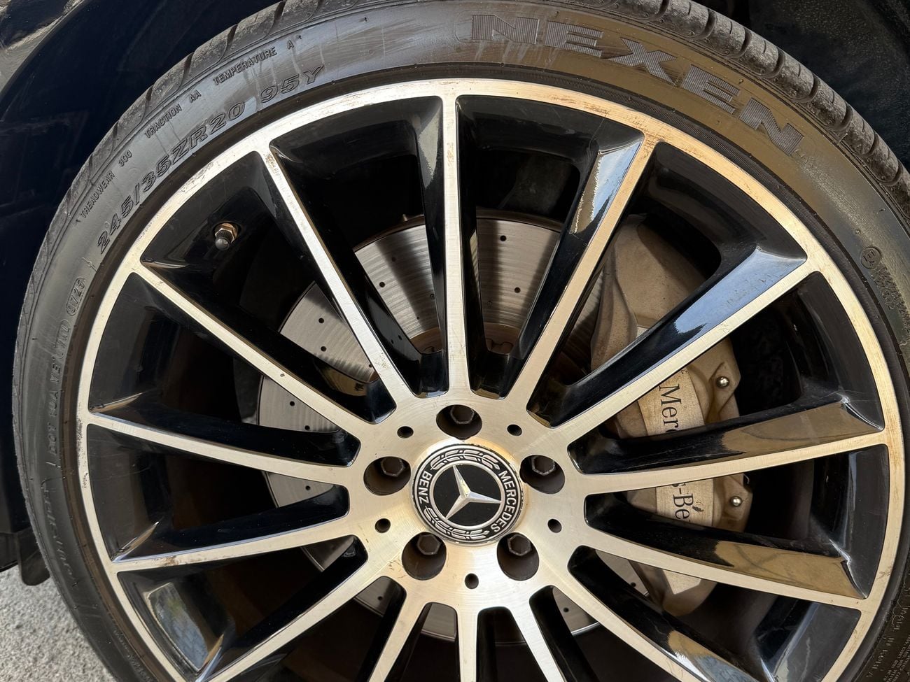 مرسيدس بنز E300