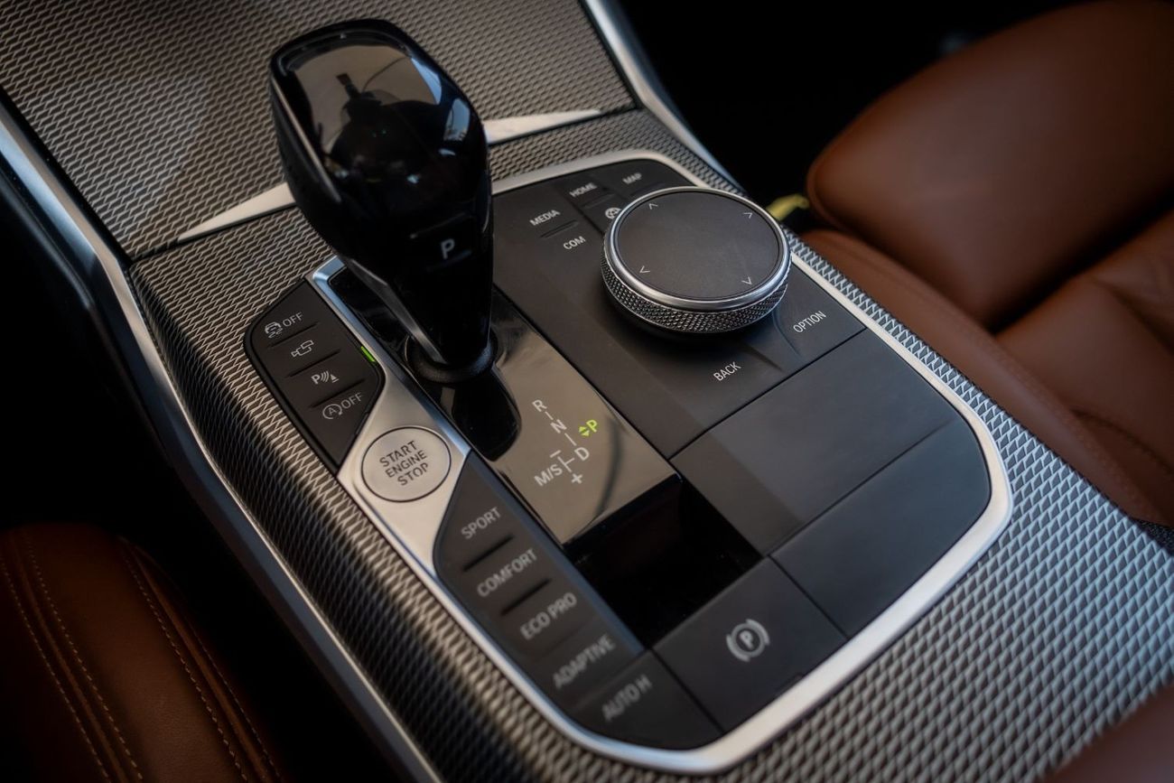 بي أم دبليو M340i BMW M340i xDrive 2020 GCC under Agency Warranty and Service Contract with Flexible Down-Payment.